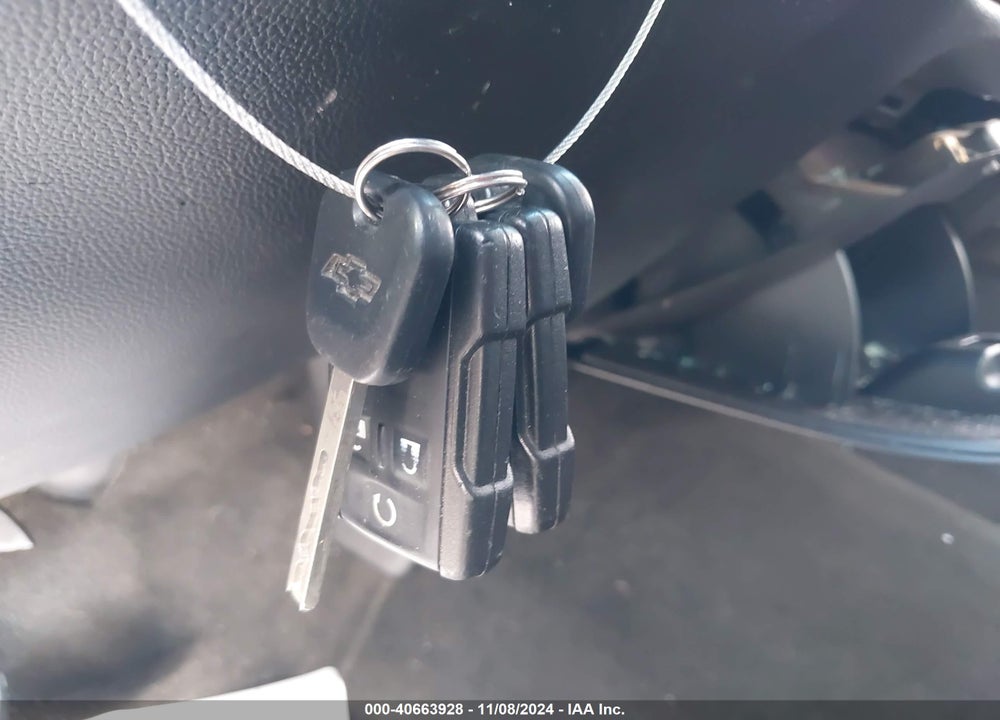 2018 CHEVROLET SILVERADO 1500 2LT VIN: 3GCUKREC5JG223537