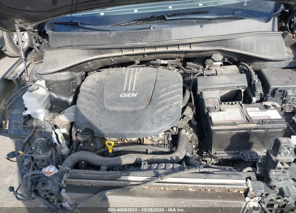 2016 KIA SORENTO 3.3L SX VIN: 5XYPKDA5XGG121018