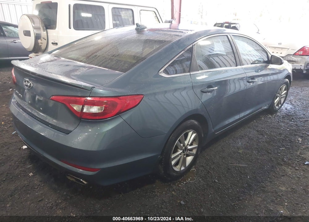 2015 HYUNDAI SONATA SE VIN: 5NPE24AFXFH098993