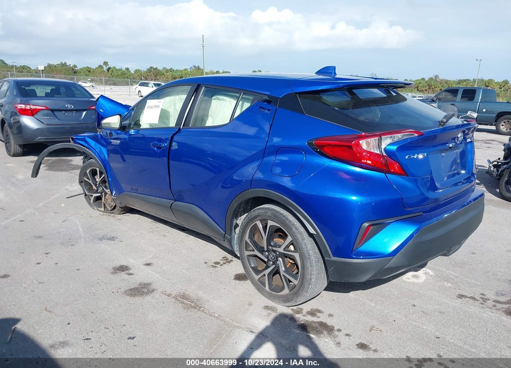 2020 TOYOTA C-HR XLE VIN: JTNKHMBX0L1090943