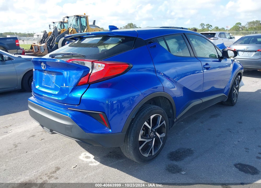 2020 TOYOTA C-HR XLE VIN: JTNKHMBX0L1090943
