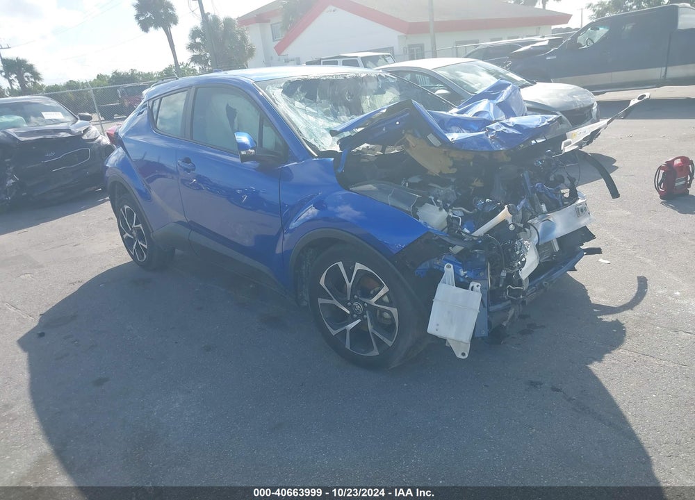 2020 TOYOTA C-HR XLE VIN: JTNKHMBX0L1090943