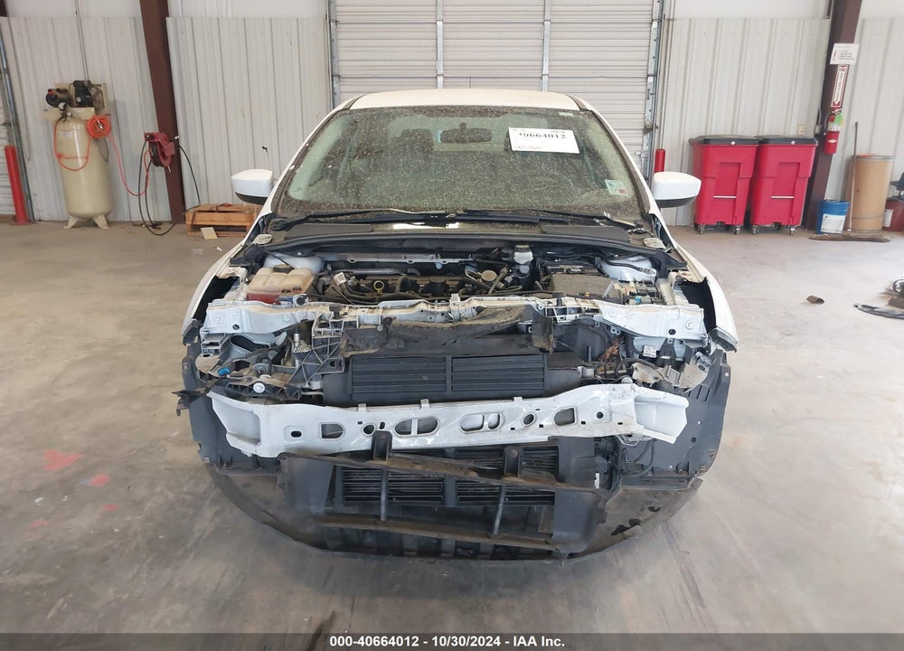 2018 FORD FOCUS SE VIN: 1FADP3F24JL250595