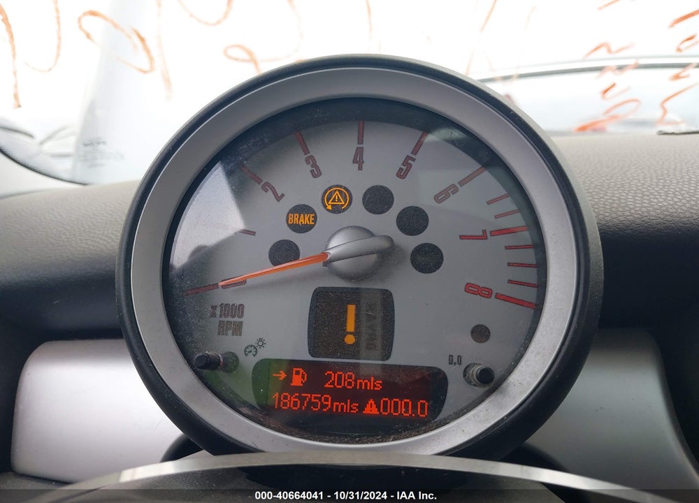 2009 MINI COOPER VIN: WMWMF33549TU74843