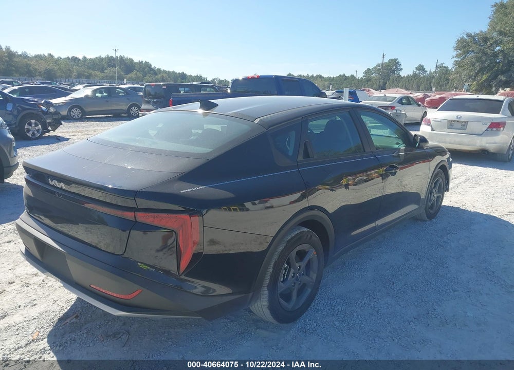 2025 KIA K4 LXS VIN: 3KPFT4DE6SE010833