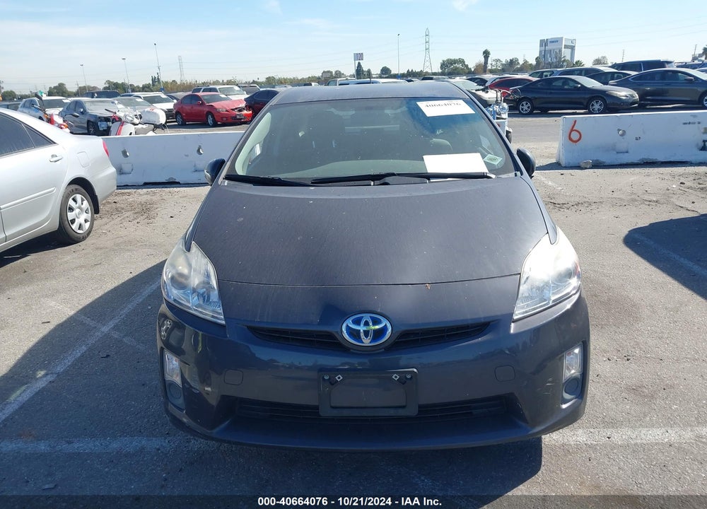 2011 TOYOTA PRIUS TWO VIN: JTDKN3DU9B1373947