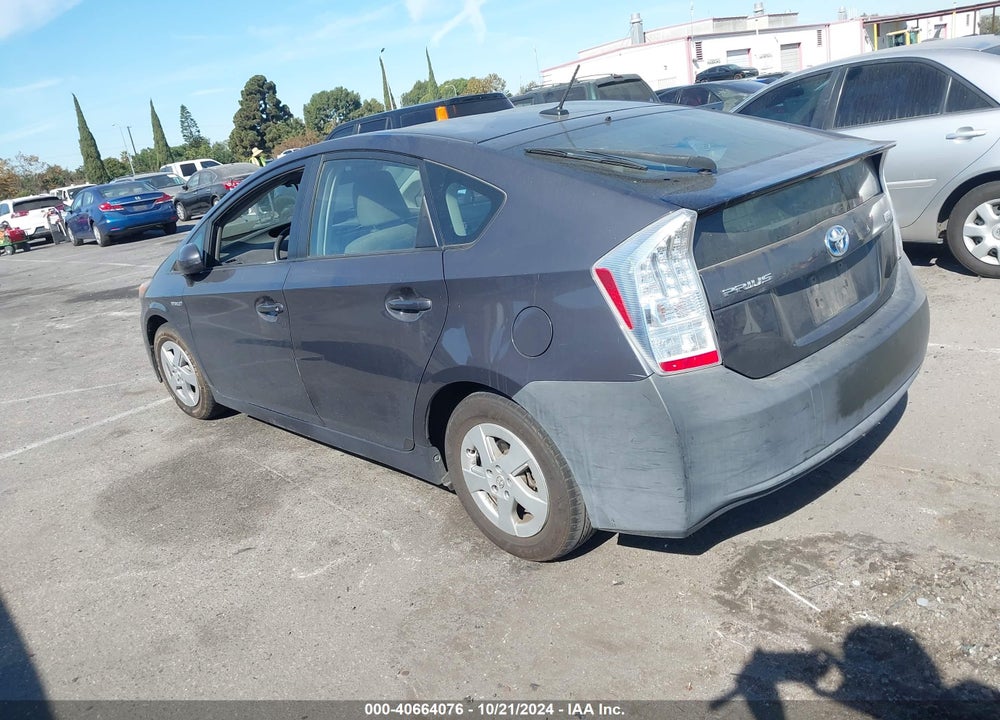 2011 TOYOTA PRIUS TWO VIN: JTDKN3DU9B1373947