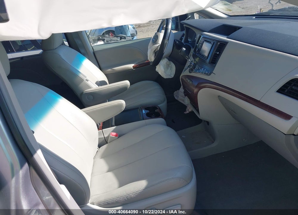 2012 TOYOTA SIENNA XLE LIMITED VIN: 5TDDK3DC7CS046668