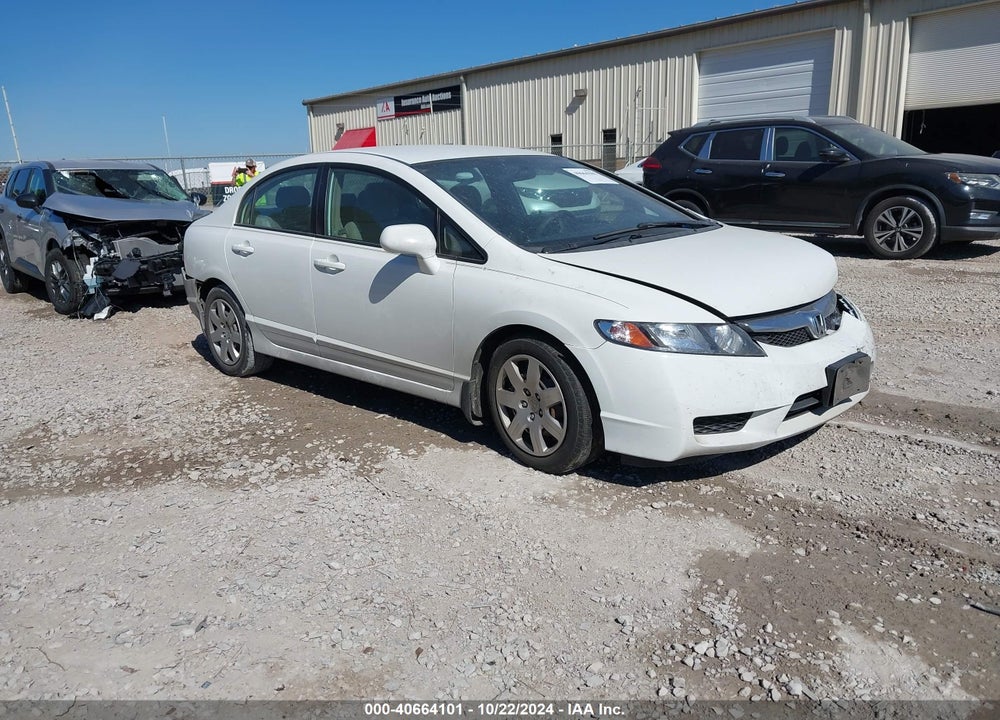 2010 HONDA CIVIC LX VIN: 2HGFA1F50AH537675