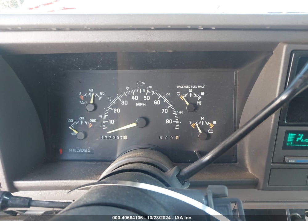 1994 CHEVROLET GMT-400 K1500 VIN: 2GCEK19KXR1298990