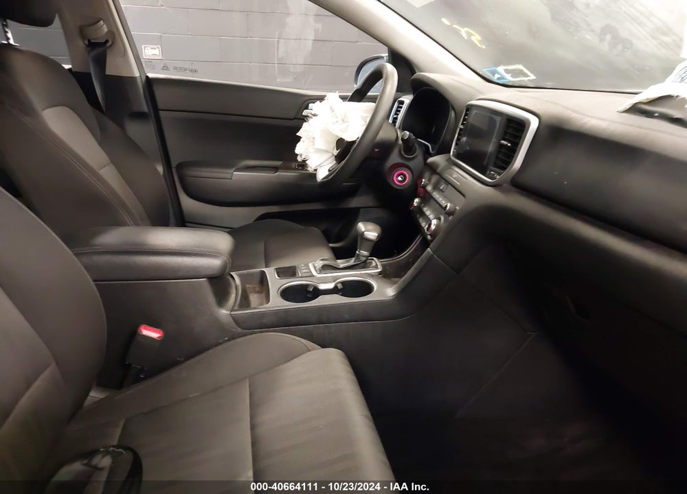 2020 KIA SPORTAGE LX VIN: KNDPMCAC1L7697879