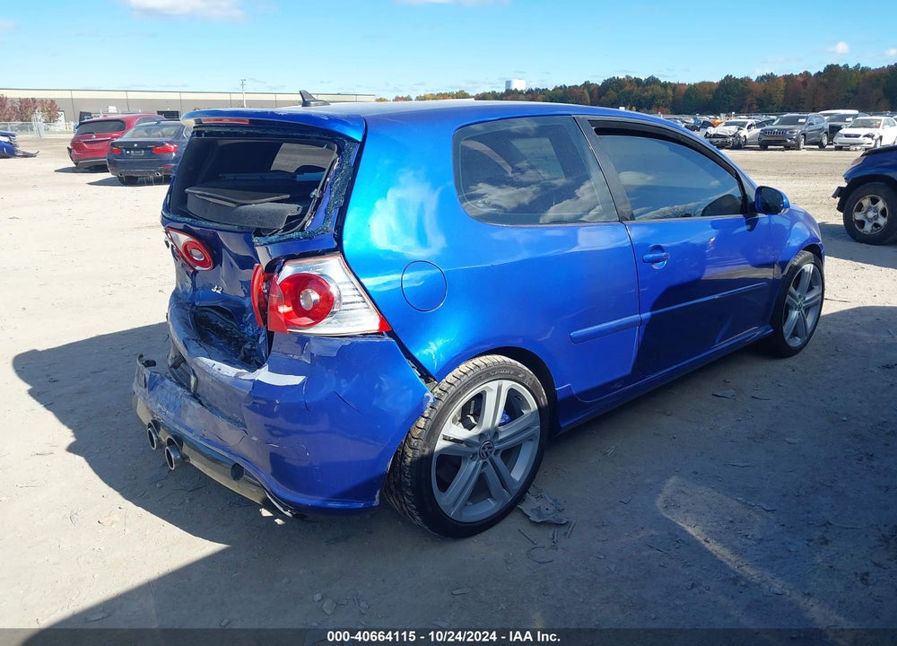 2008 VOLKSWAGEN R32 VIN: WVWKC71K28W031395
