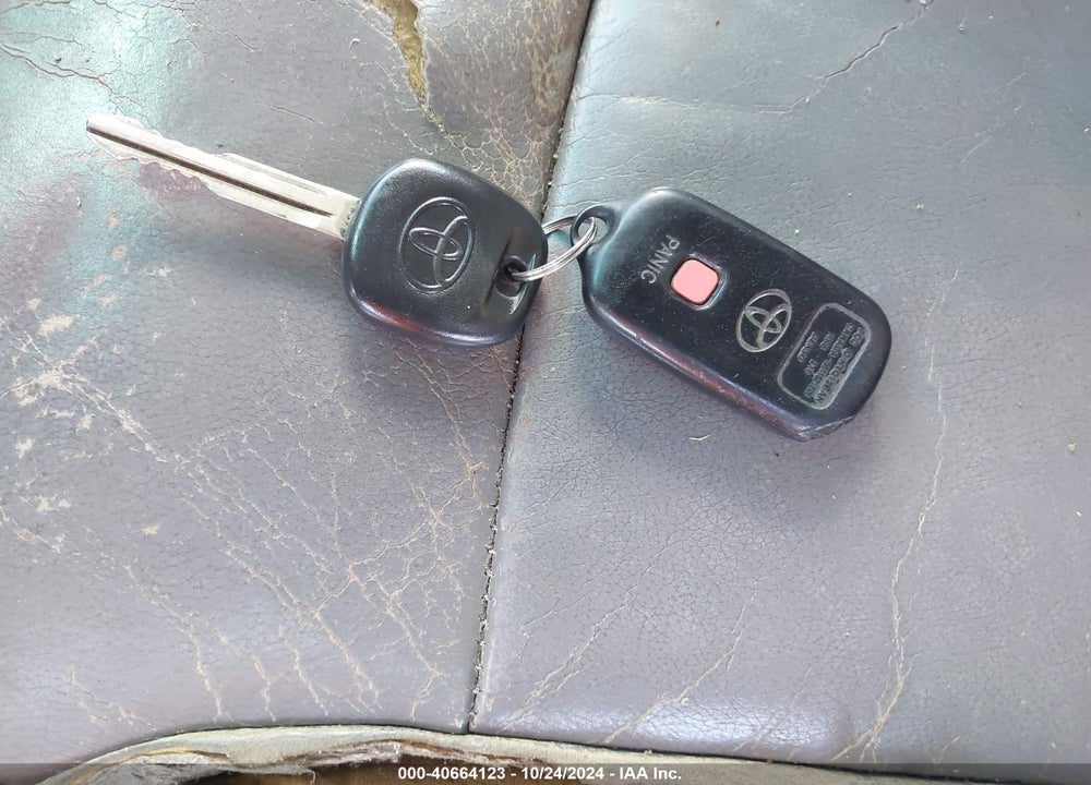 2003 TOYOTA 4RUNNER SR5 V6 VIN: JTEBU14R130010726