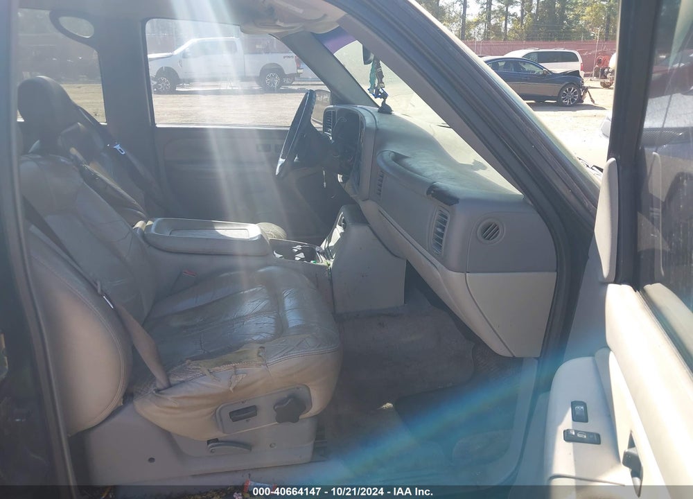 2002 CHEVROLET TAHOE LS VIN: 1GNEC13ZX2R248971