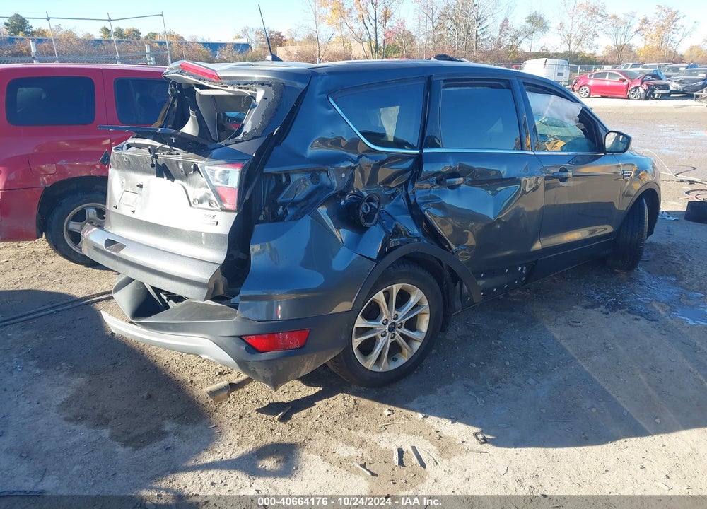 2017 FORD ESCAPE SE VIN: 1FMCU9G92HUB04287