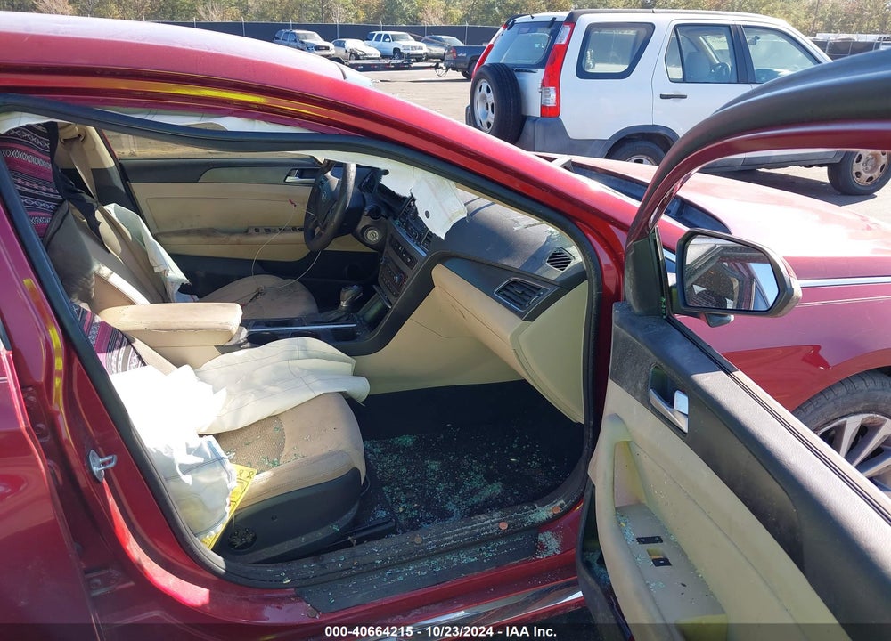 2015 HYUNDAI SONATA SPORT VIN: 5NPE34AF2FH193867