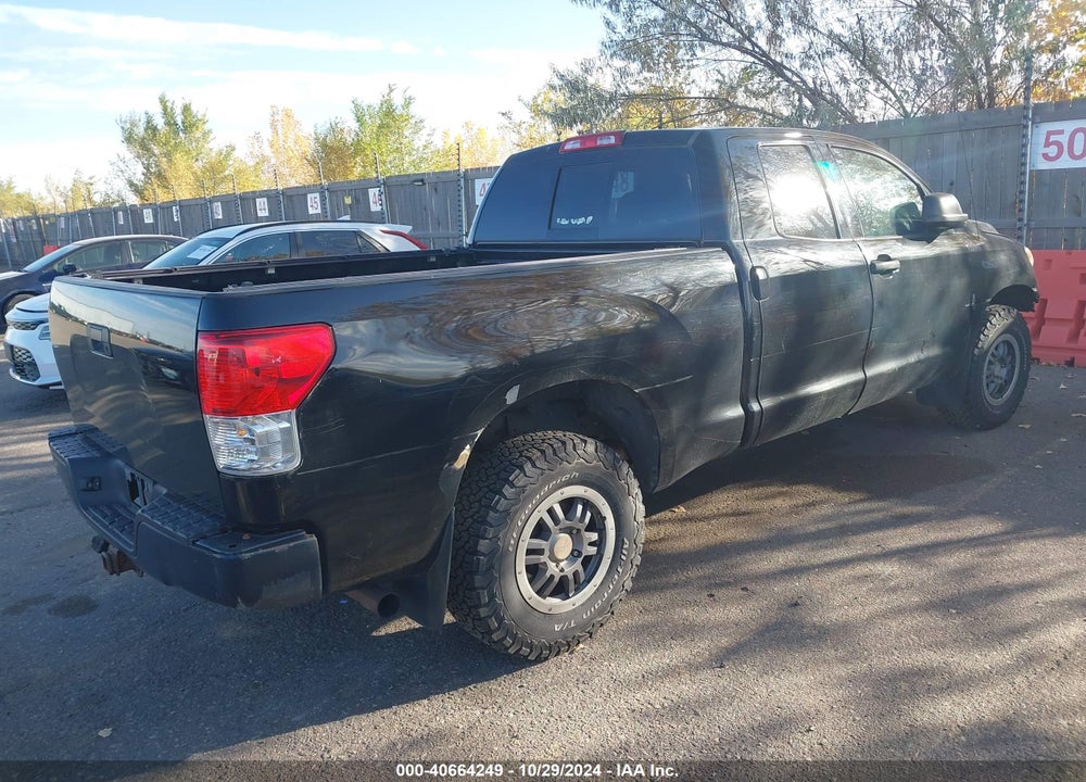 2011 TOYOTA TUNDRA GRADE 5.7L V8 VIN: 5TFUY5F1XBX160534