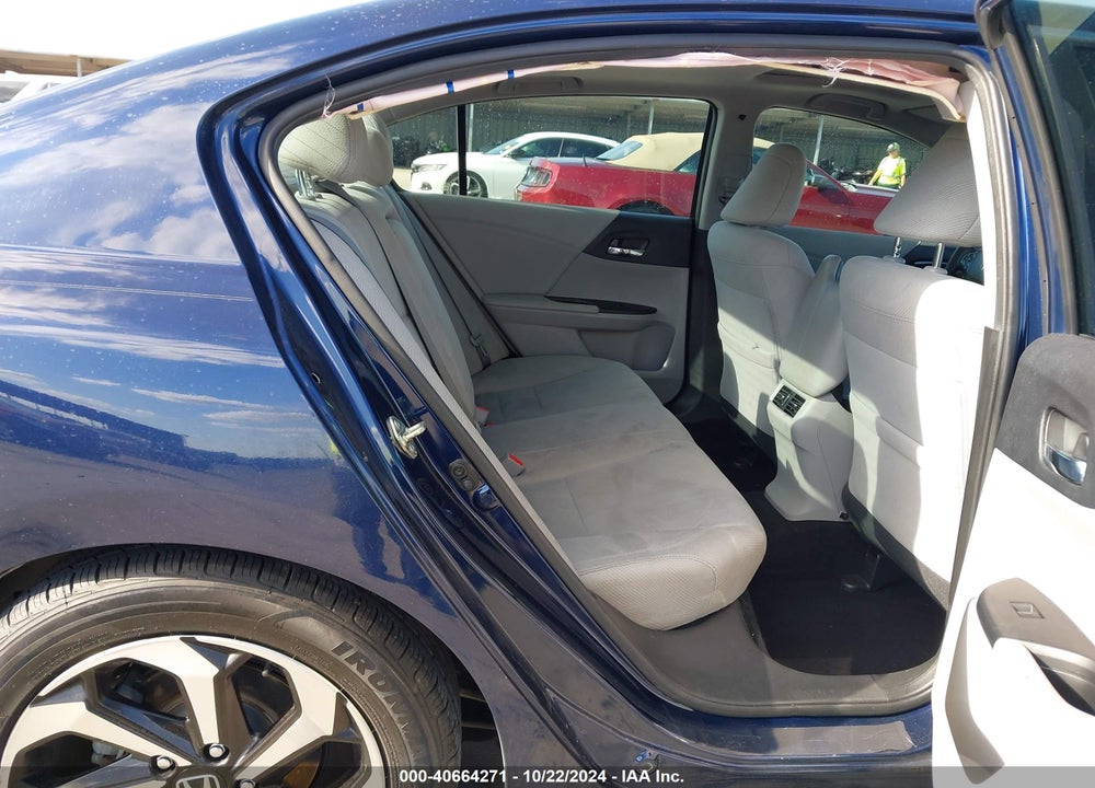 2017 HONDA ACCORD EX VIN: 1HGCR2F74HA255437