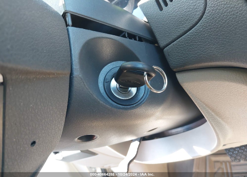 2010 FORD FUSION SE VIN: 3FAHP0HA8AR384564