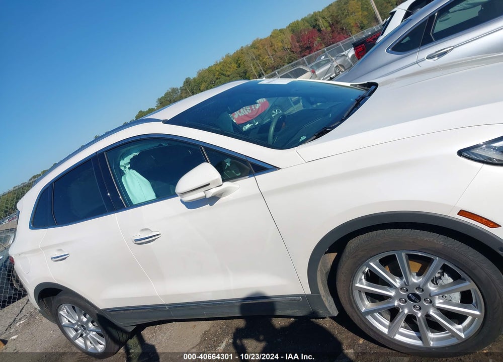 2019 LINCOLN MKC RESERVE VIN: 5LMCJ3C96KUL25374