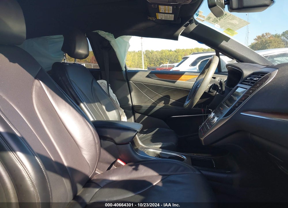 2019 LINCOLN MKC RESERVE VIN: 5LMCJ3C96KUL25374
