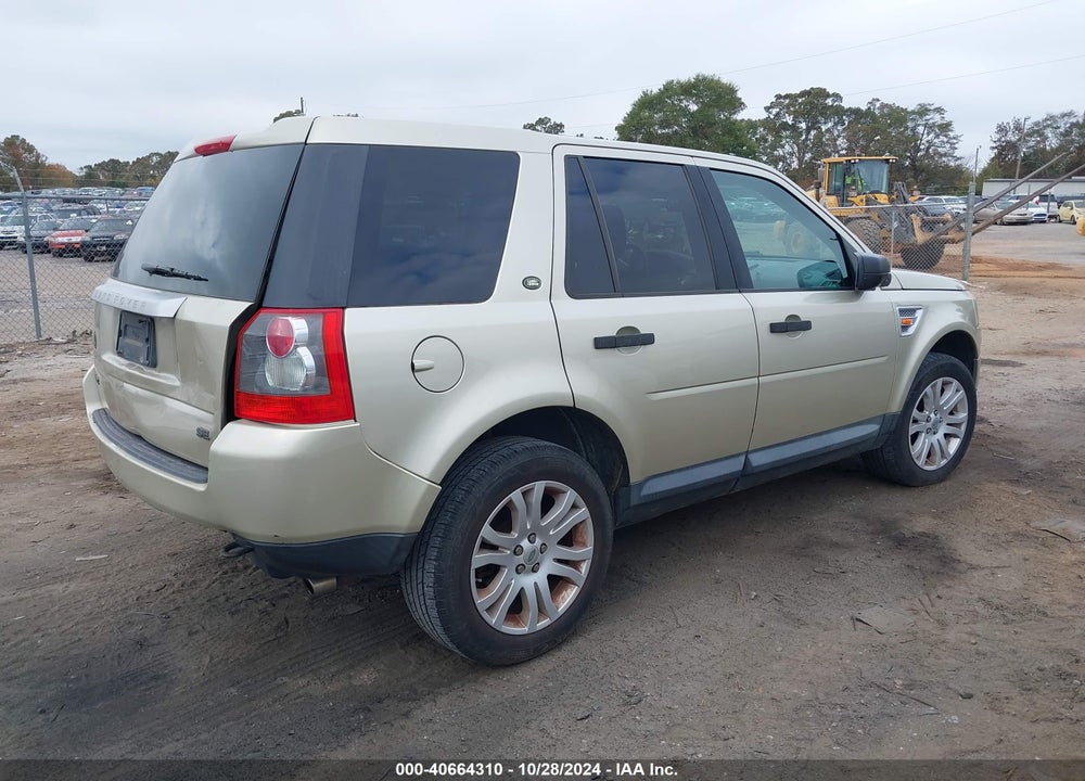 2008 LAND ROVER LR2 SE VIN: SALFS24N78H037140