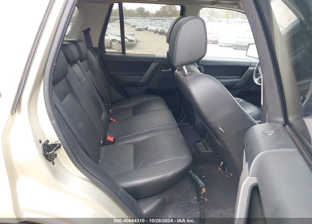 2008 LAND ROVER LR2 SE VIN: SALFS24N78H037140