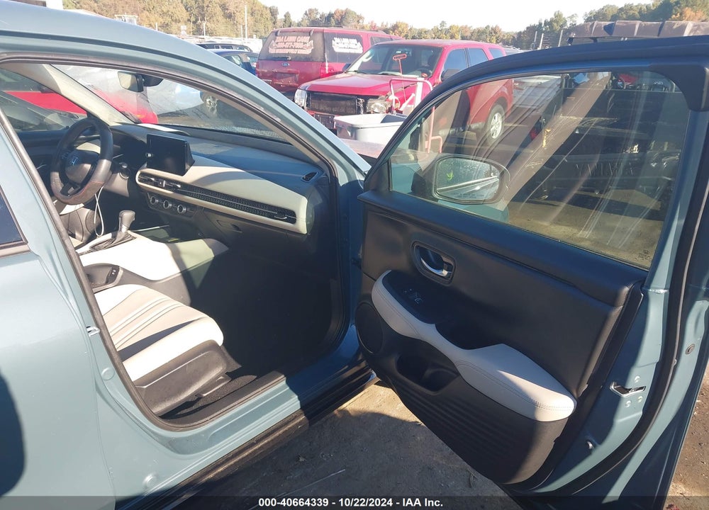 2024 HONDA HR-V VIN: 3CZRZ1H79RM739795