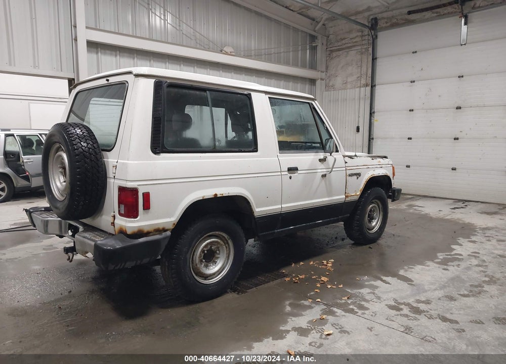1988 MITSUBISHI MONTERO SPORT VIN: JA4FJ53E3JJ012726