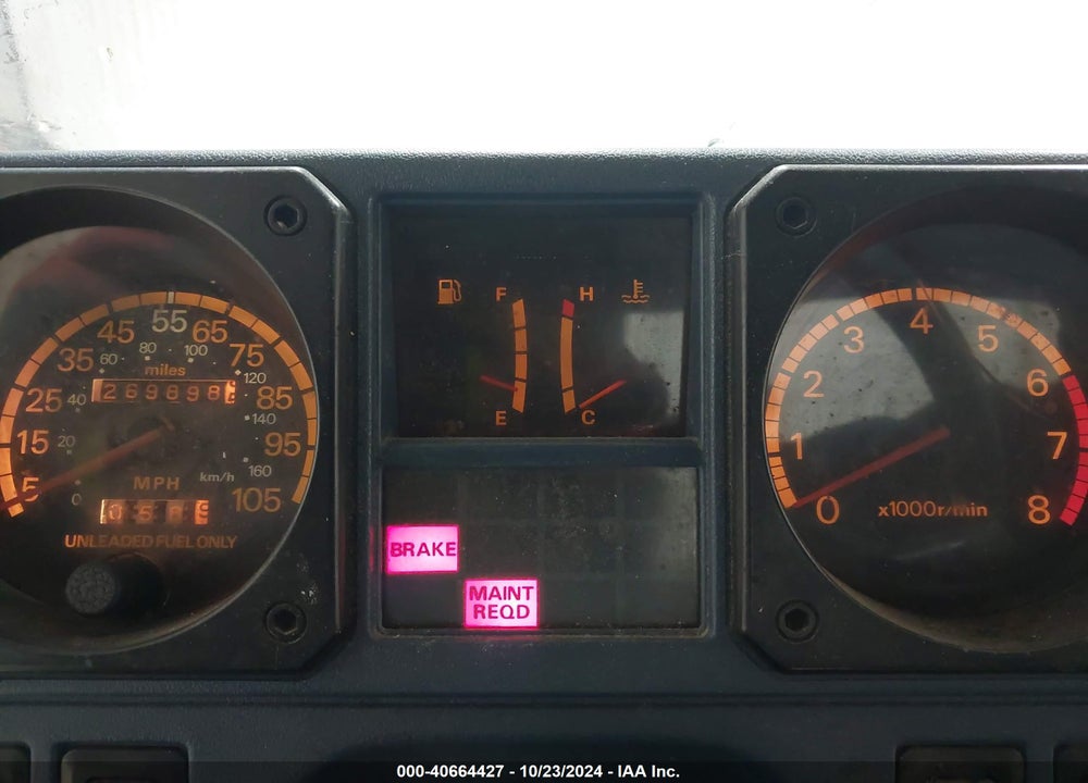 1988 MITSUBISHI MONTERO SPORT VIN: JA4FJ53E3JJ012726