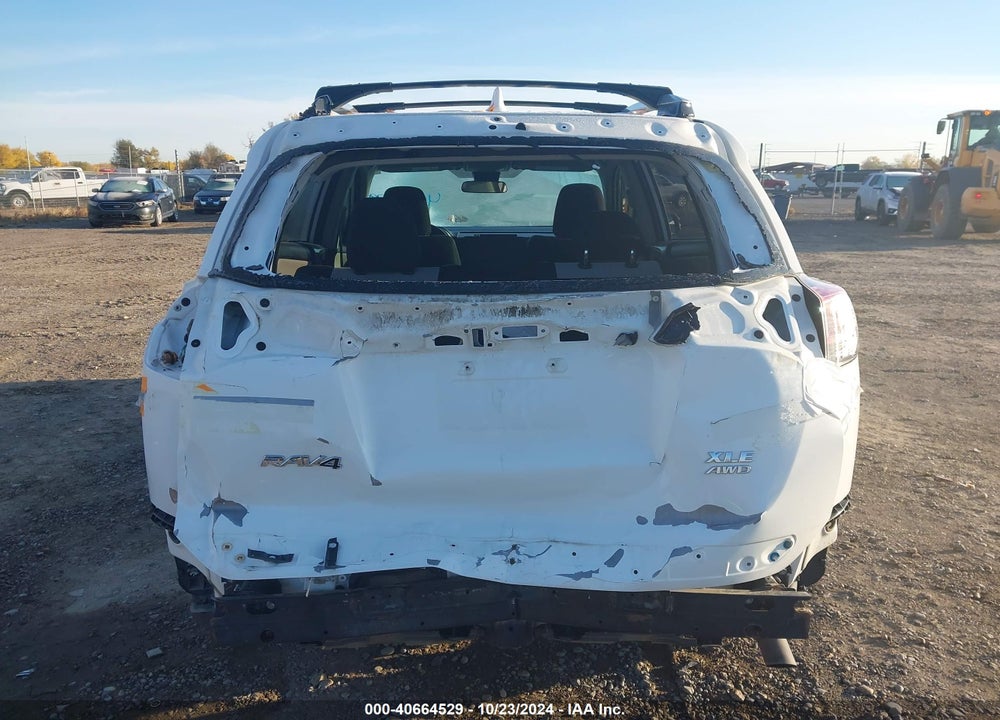 2017 TOYOTA RAV4 XLE VIN: JTMRFREV2HD199300