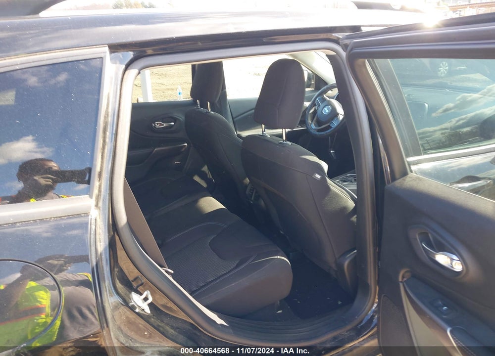 2021 JEEP CHEROKEE LATITUDE 4X4 VIN: 1C4PJMCB3MD132846