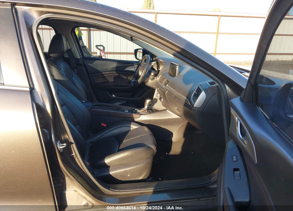 2017 MAZDA 3 TOURING VIN: 3MZBN1L77HM117623