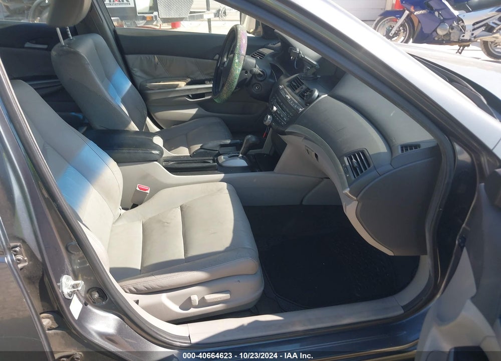 2010 HONDA ACCORD 3.5 EX-L VIN: 1HGCP3F87AA021934