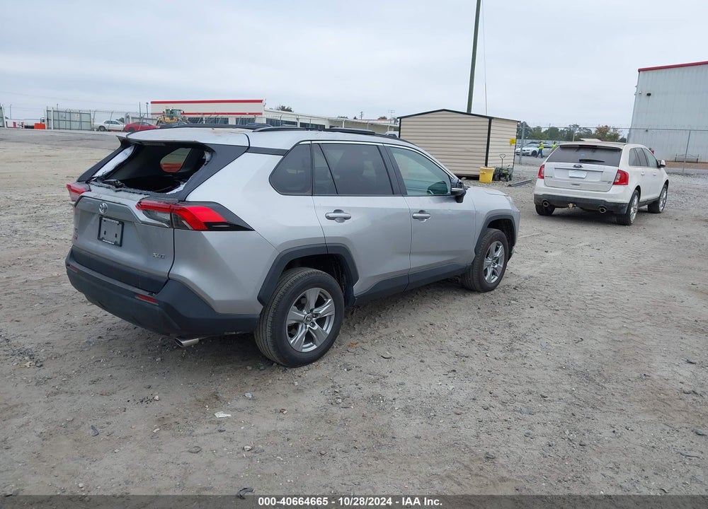 2024 TOYOTA RAV4 XLE VIN: 2T3W1RFV2RC270016