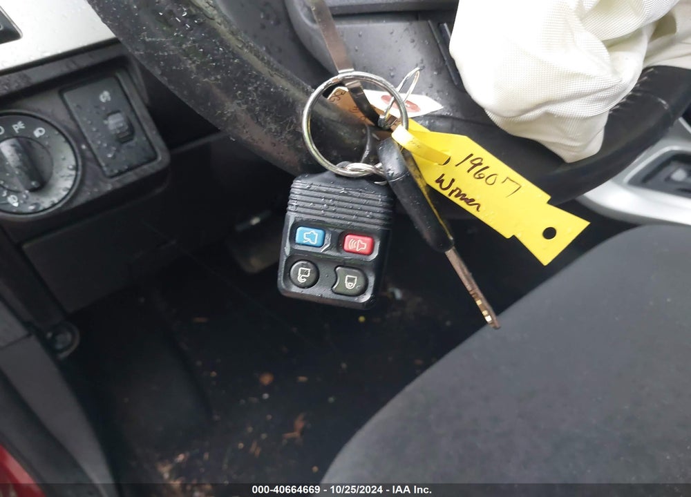 2011 FORD FOCUS SES VIN: 1FAHP3GN3BW176340
