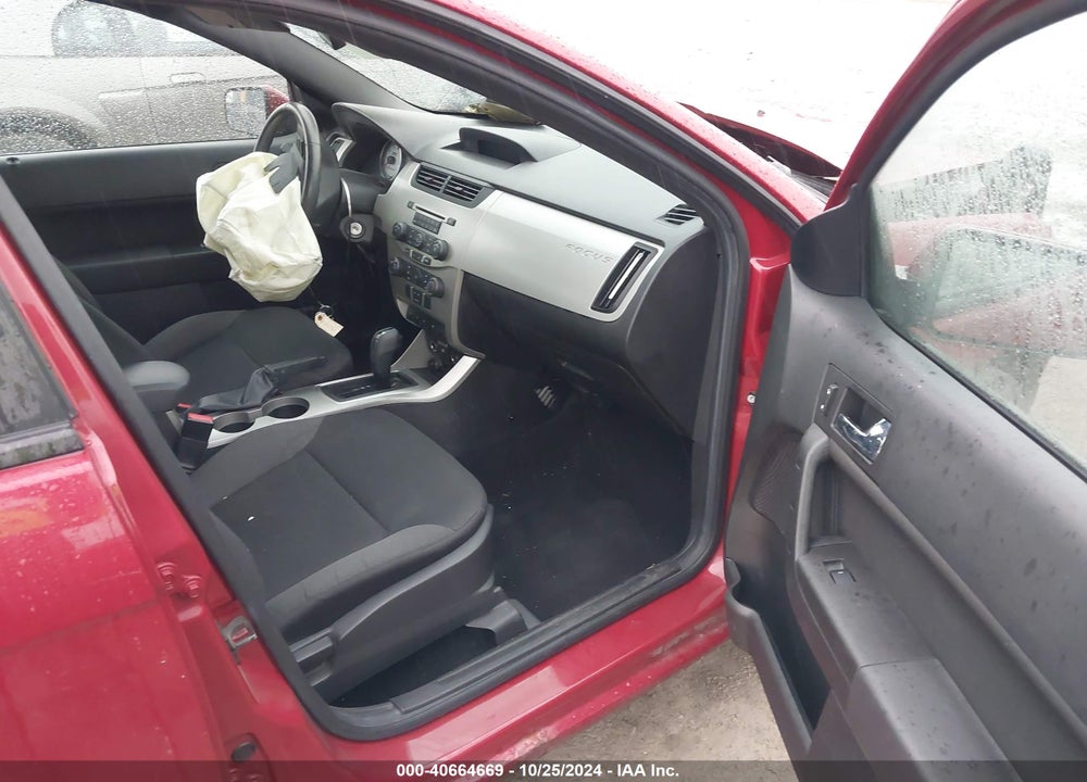 2011 FORD FOCUS SES VIN: 1FAHP3GN3BW176340