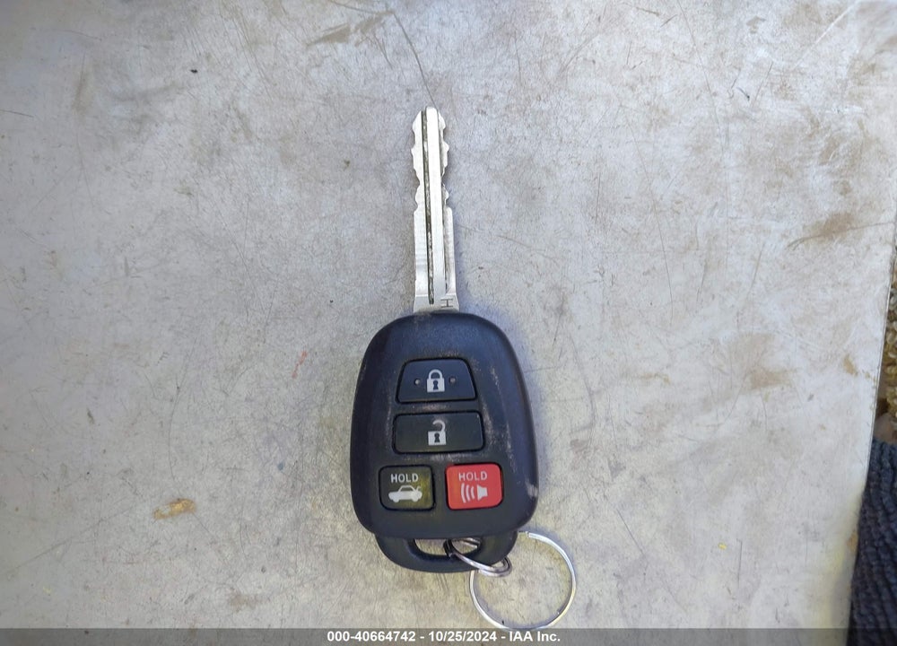 2014 TOYOTA COROLLA VIN: 5YFBURHE1EP069648