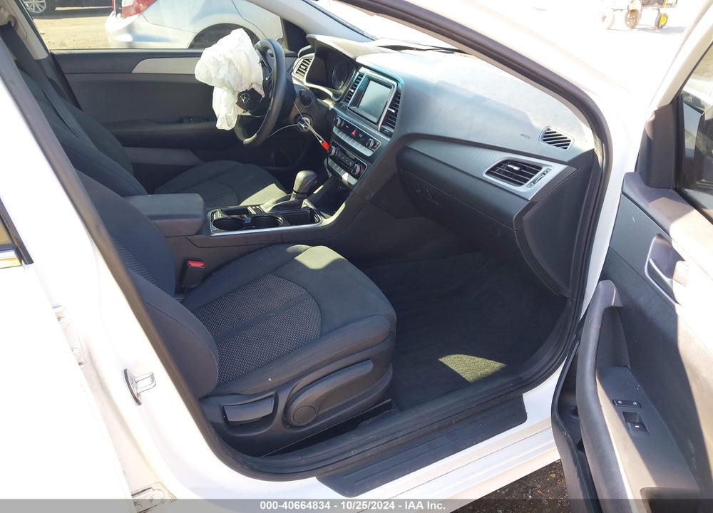 2018 HYUNDAI SONATA SE VIN: 5NPE24AF2JH702741