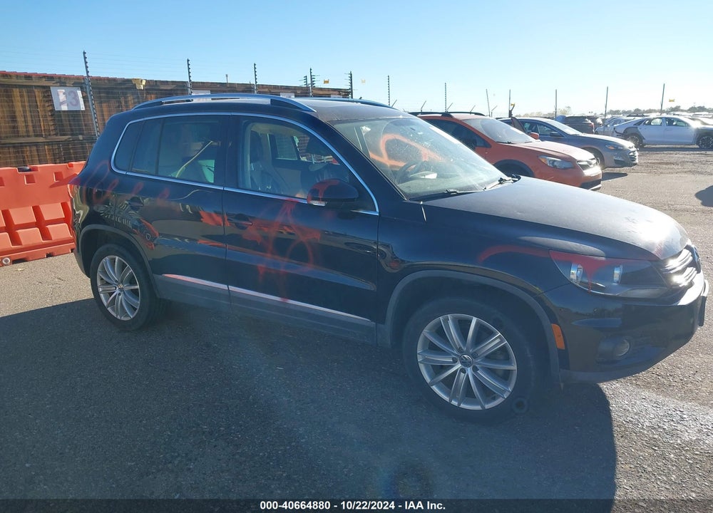 2012 VOLKSWAGEN TIGUAN SE VIN: WVGBV7AX8CW600132
