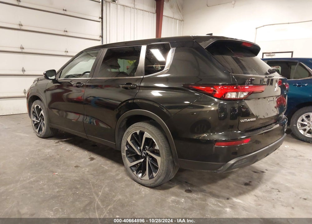 2022 MITSUBISHI OUTLANDER ES 2.5 VIN: JA4J4TA86NZ040336