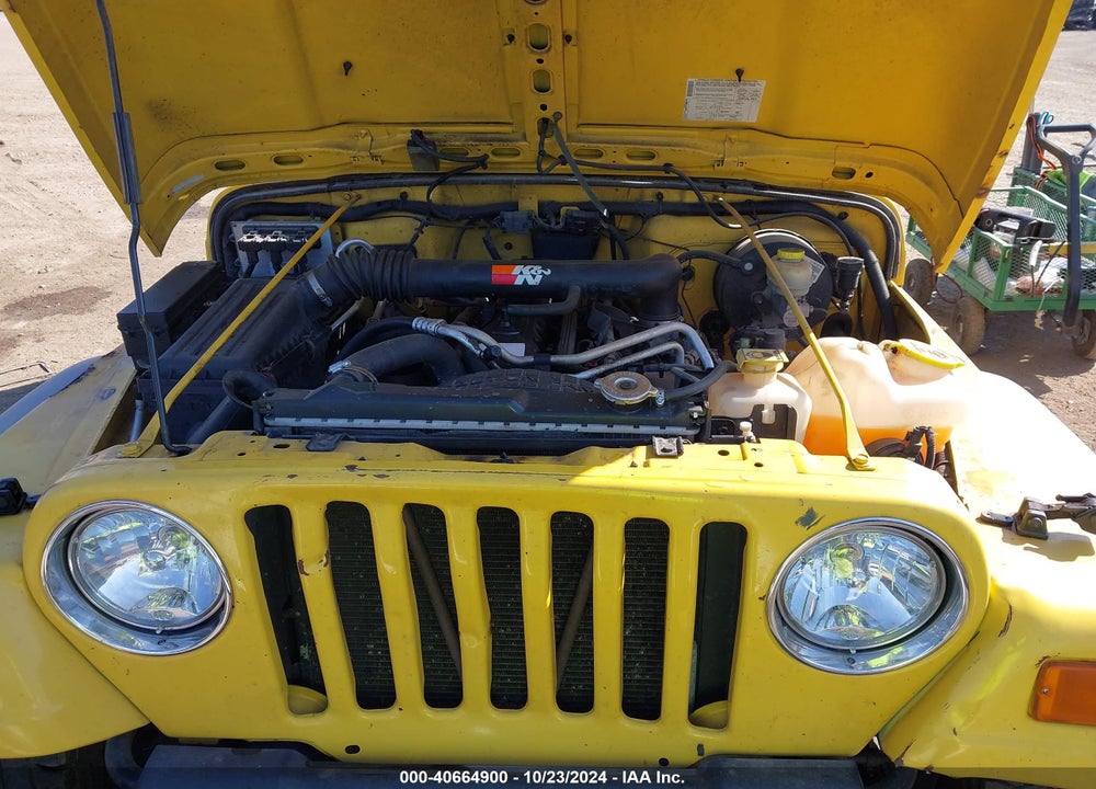 2004 JEEP WRANGLER X VIN: 1J4FA39S74P715880