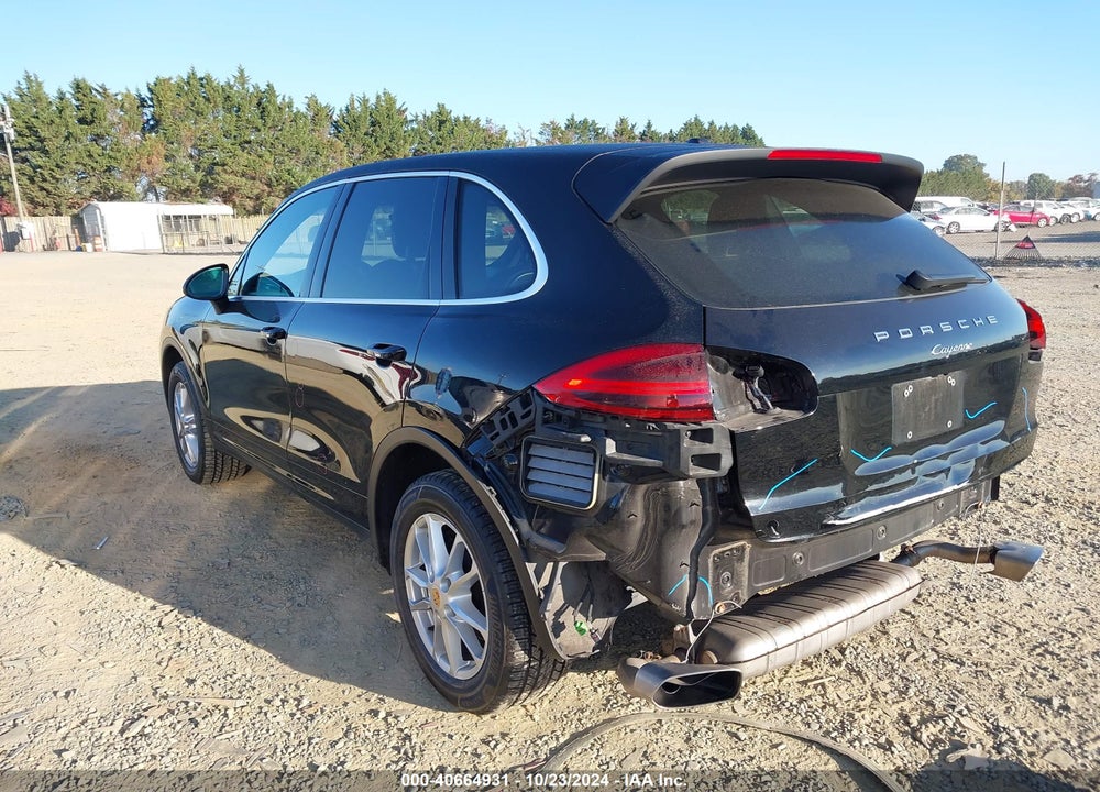 2016 PORSCHE CAYENNE VIN: WP1AA2A26GLA03683
