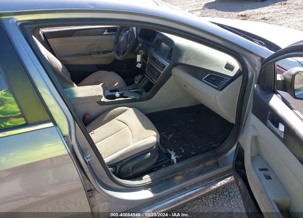 2016 HYUNDAI SONATA VIN: 5NPE34AF0GH390649