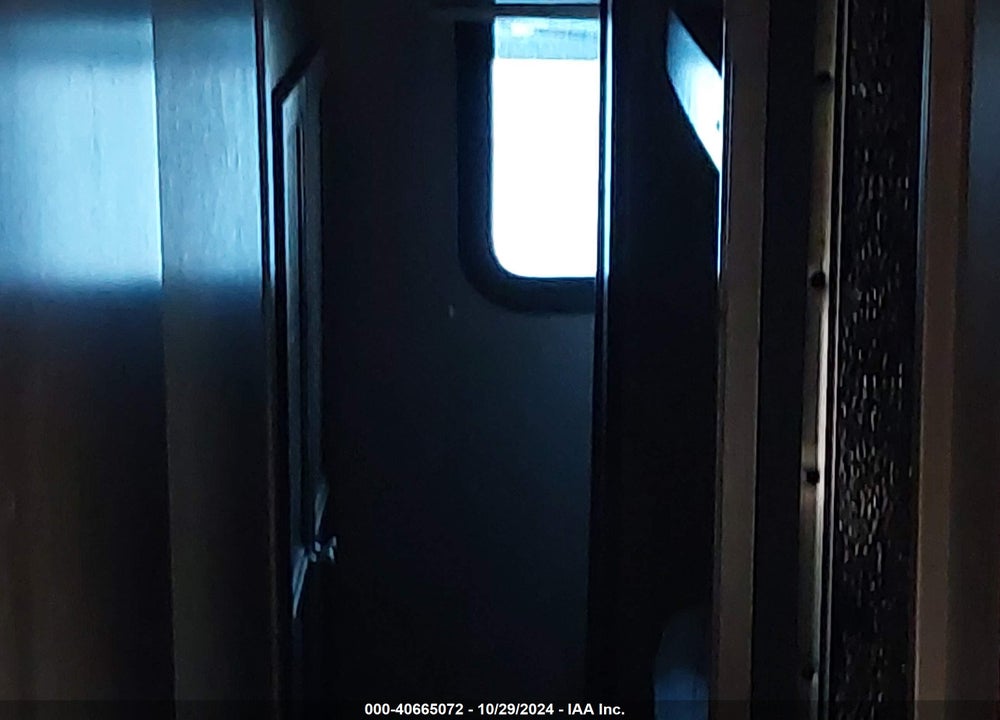 2018 COLEMAN TRAVEL TRAILER VIN: 4YDT3142XJH938674
