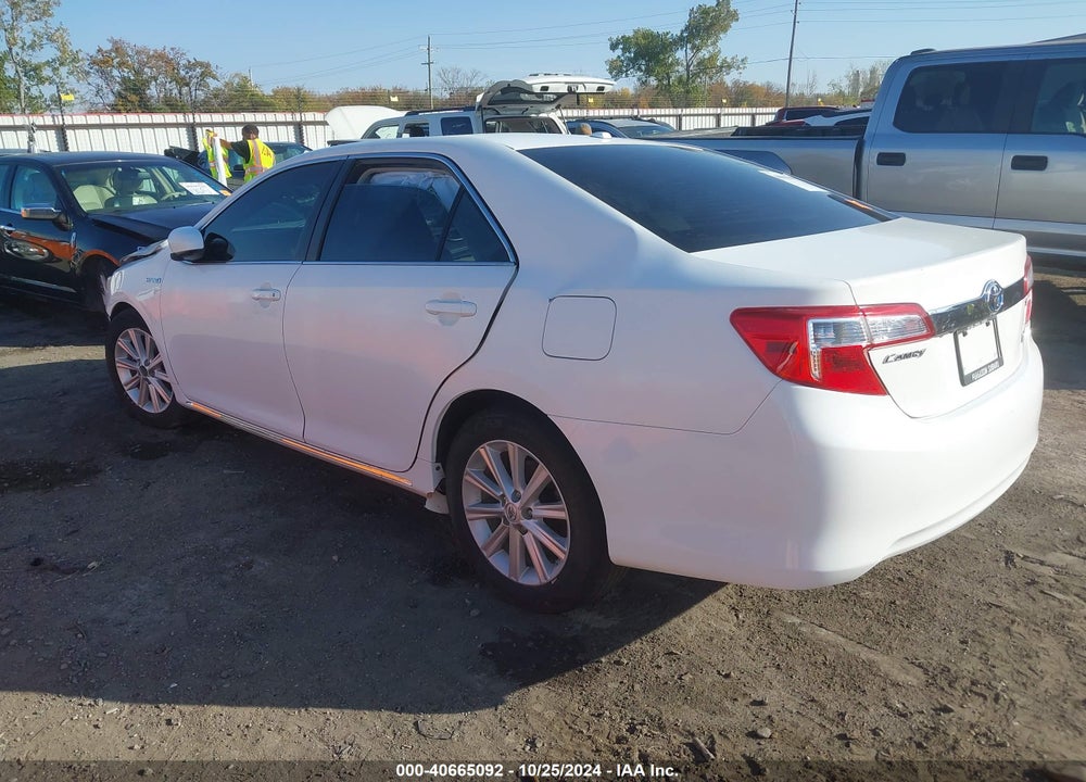 2014 TOYOTA CAMRY HYBRID VIN: 4T1BD1FK4EU113733