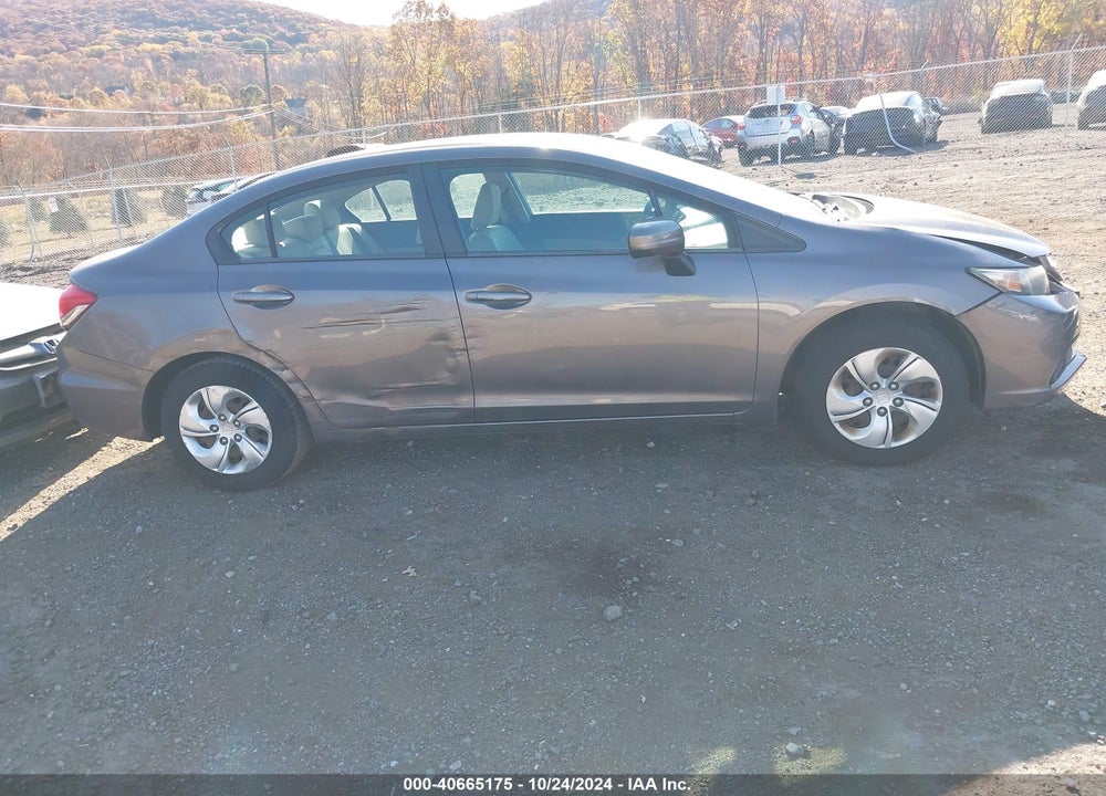 2014 HONDA CIVIC LX VIN: 19XFB2F59EE213157