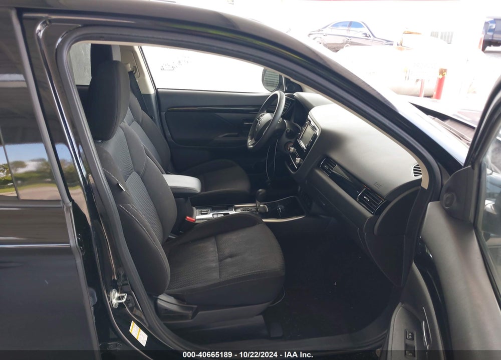 2020 MITSUBISHI OUTLANDER ES 2.4 VIN: JA4AD2A37LZ034489