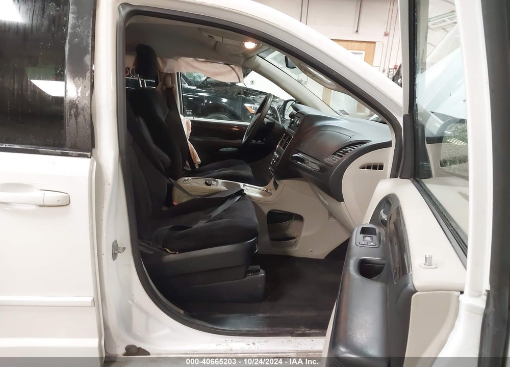 2014 DODGE GRAND CARAVAN SXT VIN: 2C4RDGCG3ER429658