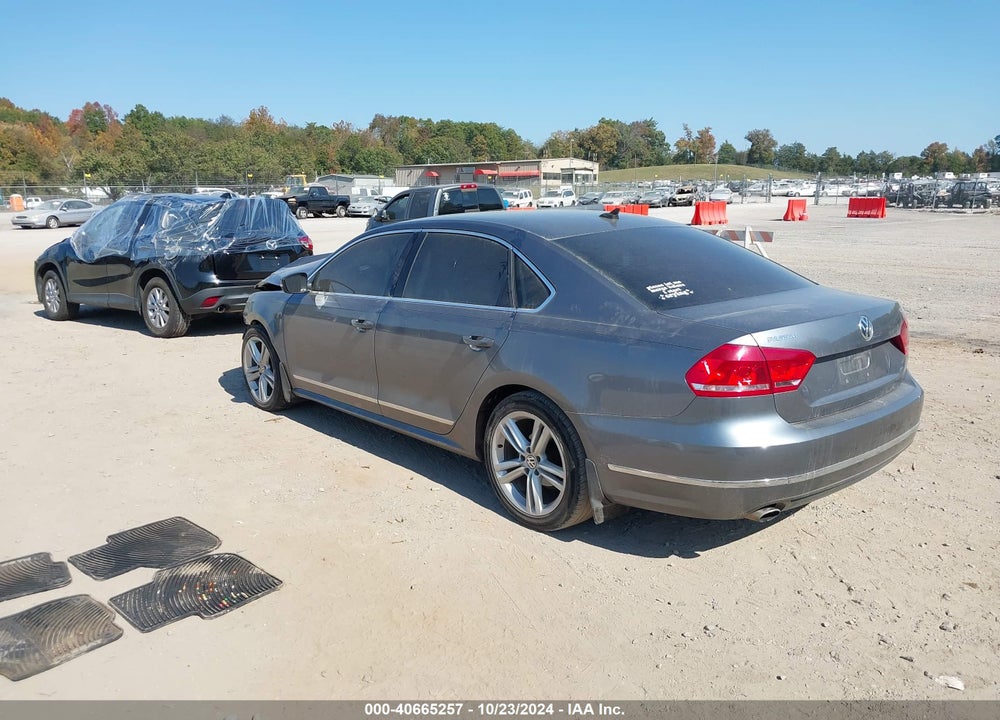 2015 VOLKSWAGEN PASSAT VIN: 1VWBT7A31FC063582